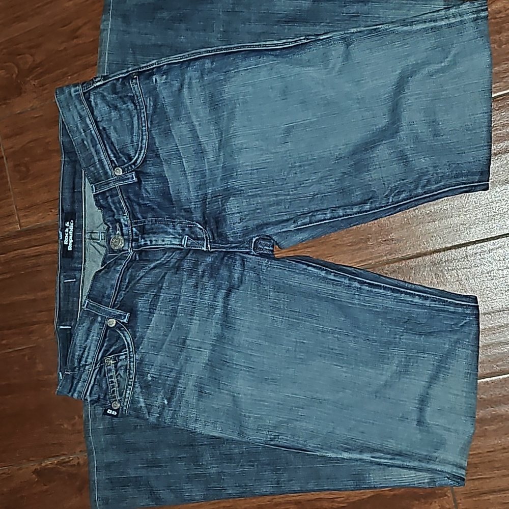 QK05401 **ROCK & REPUBLIC** BOOT CUT WOMENS JEANS sz28; SOLID JEANS